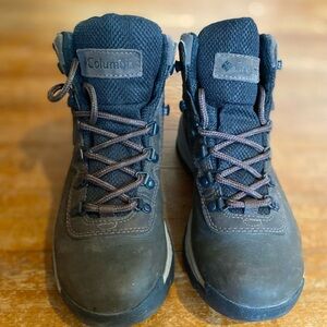 Columbia Hiking Shoes